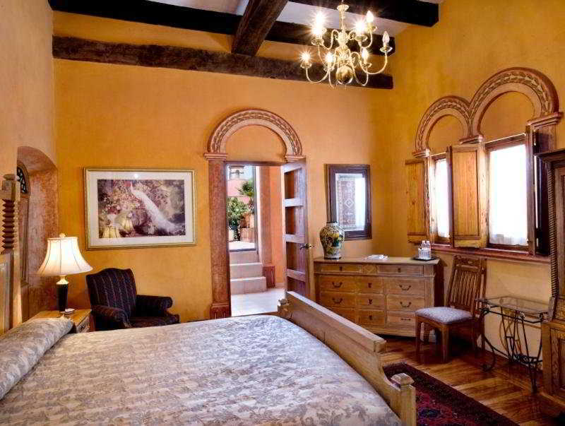 La Casa De La Marquesa Hotel Queretaro Room photo